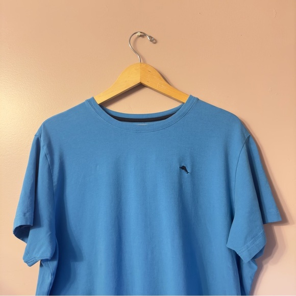 Tommy Bahama Blue T-Shirt - Picture 2 of 5